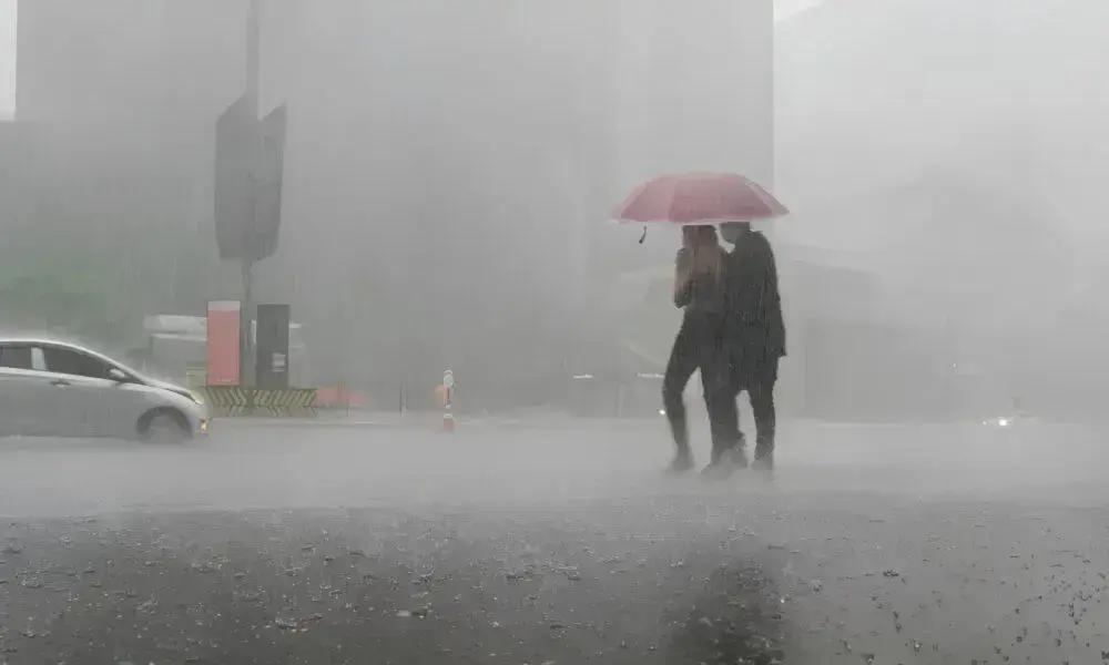 Barretos Sob as Nuvens: Como a Chuva Redefiniu o Cotidiano da Cidade