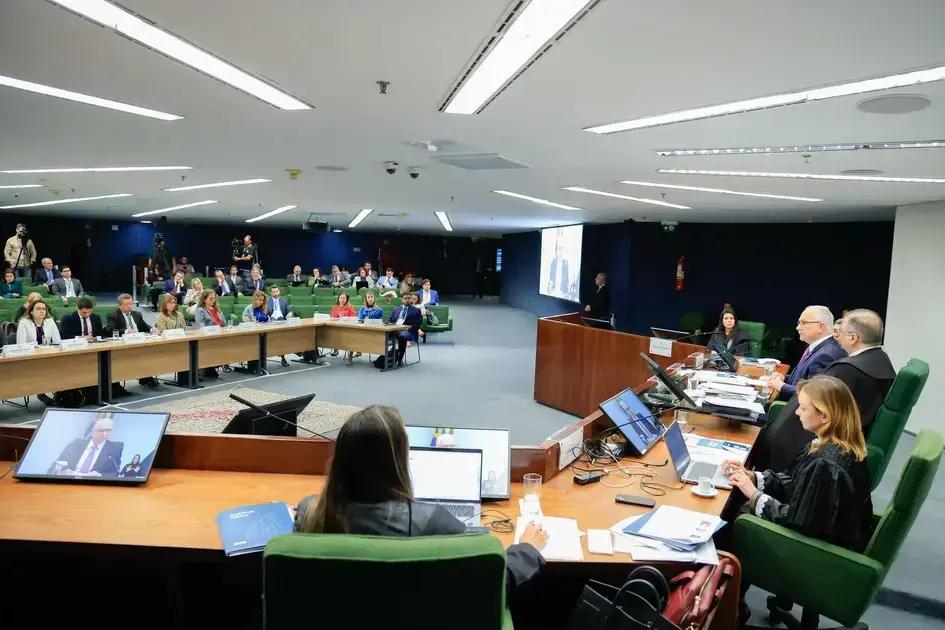 Emendas parlamentares ganham destaque na discussão sobre transparência e gestão pública no STF