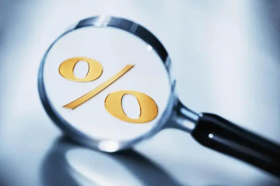 Juros longos caem com efeito dos Treasuries, mas fiscal limita alívio