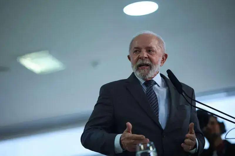 Lula sanciona lei que amplia para 30% cotas em concursos públicos