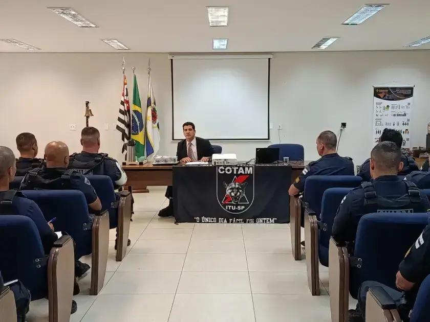 Promotor de Justiça Aborda Temas Relevantes em Palestra para Guarda Civil Municipal