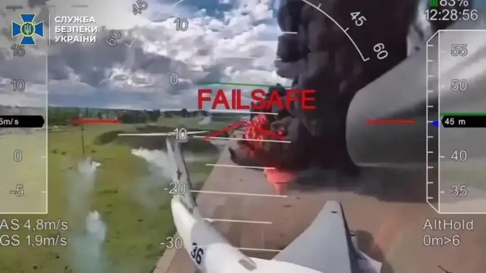 Rússia diz que consertará aviões de guerra danificados em ataque da Ucrânia