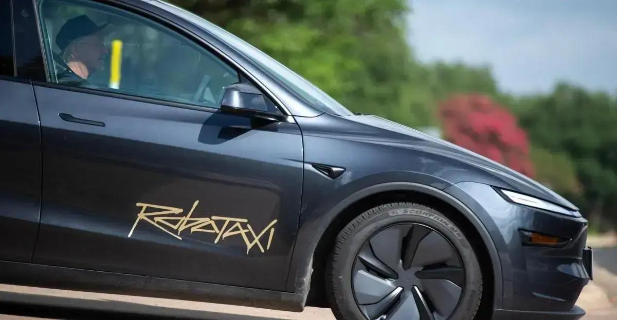 Tesla Lança Serviço de Robotaxi em Austin, Mas com Limitações