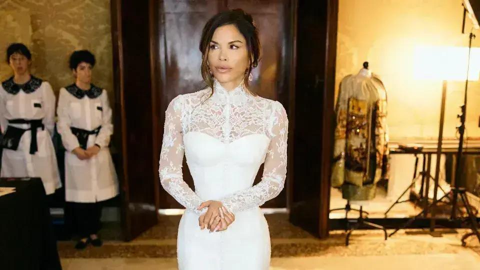 Vestido de noiva de Lauren Sánchez leva 900 horas para ser feito e encanta em Veneza