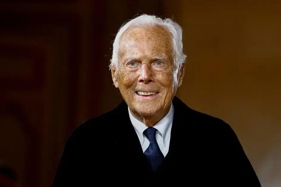 Giorgio Armani anuncia retorno aos desfiles após problemas de saúde aos 91 anos
