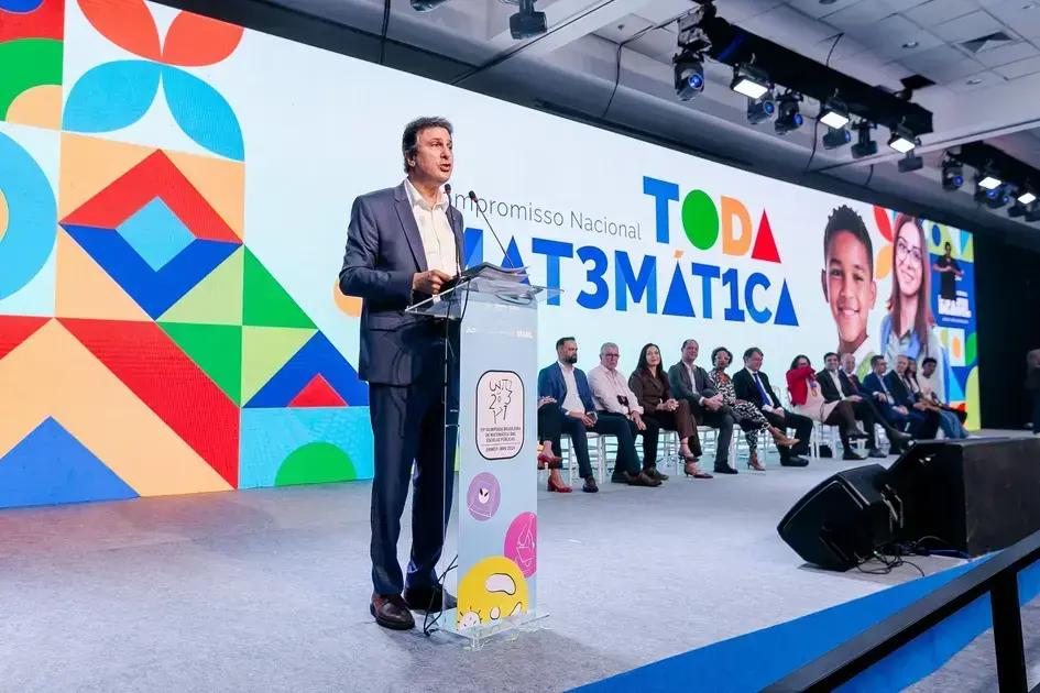 Governo lança compromisso para melhorar o ensino de matemática no Brasil
