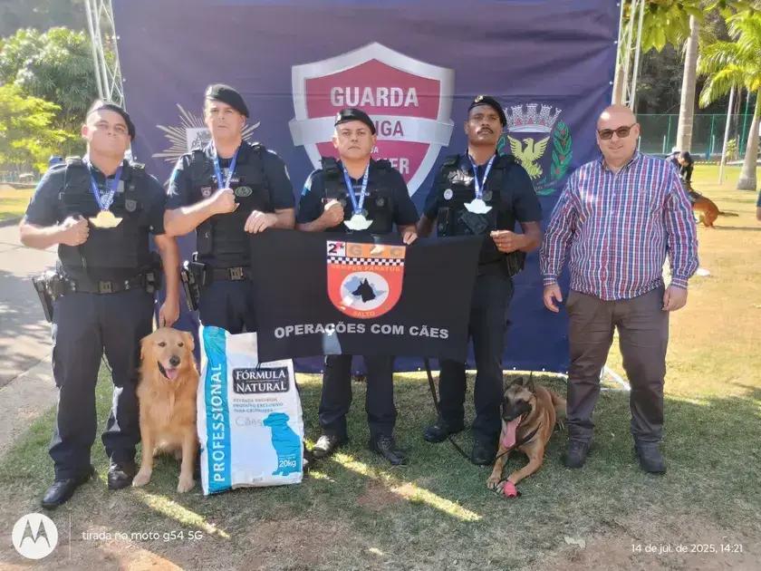 Grupo de operações com cães de Salto conquista campeonato estadual de segurança com cães
