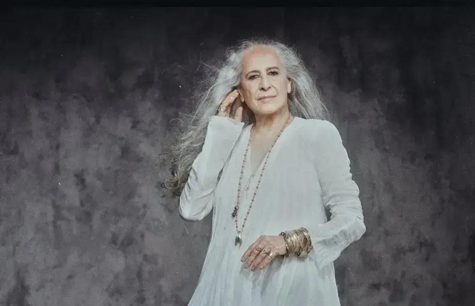 Maria Bethânia celebra 60 anos de carreira com turnê por três capitais brasileiras