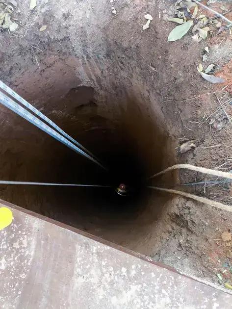 Resgate em Cabreúva: Idoso cai em poço de 15 metros e é salvo por bombeiros