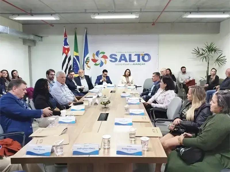 Salto transforma atendimento de pacientes oncológicos com parceria para atendimento em Itu