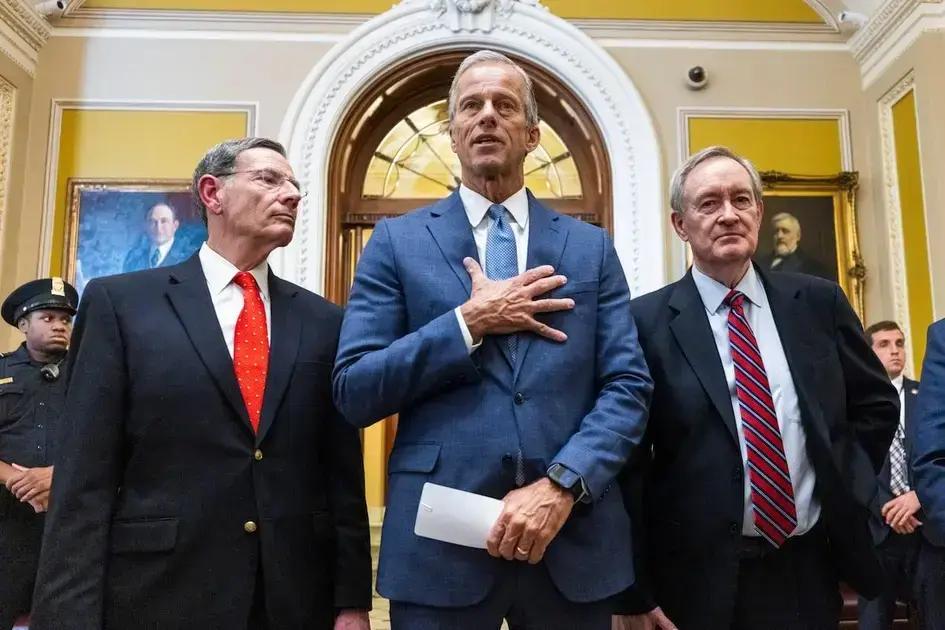 Senado aprova lei de Trump após longa batalha no Congresso dos EUA