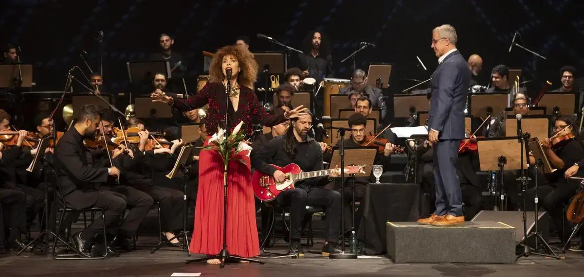 Vanessa da Mata une sua voz à música erudita da orquestra Heliópolis em show exclusivo no YouTube