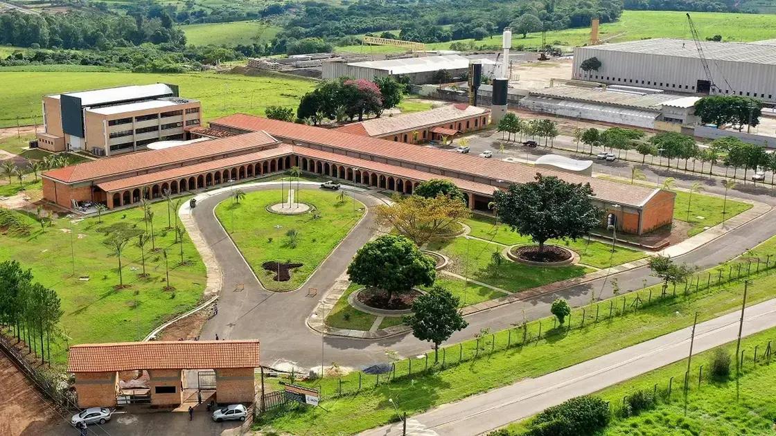 Como os processos seletivos municipais em Salto impactam a contratação de servidores