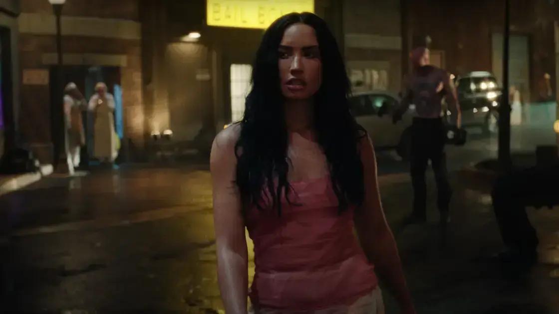 Demi Lovato retorna com single 'Fast' e reacende o pop brasileiro com uma nova era