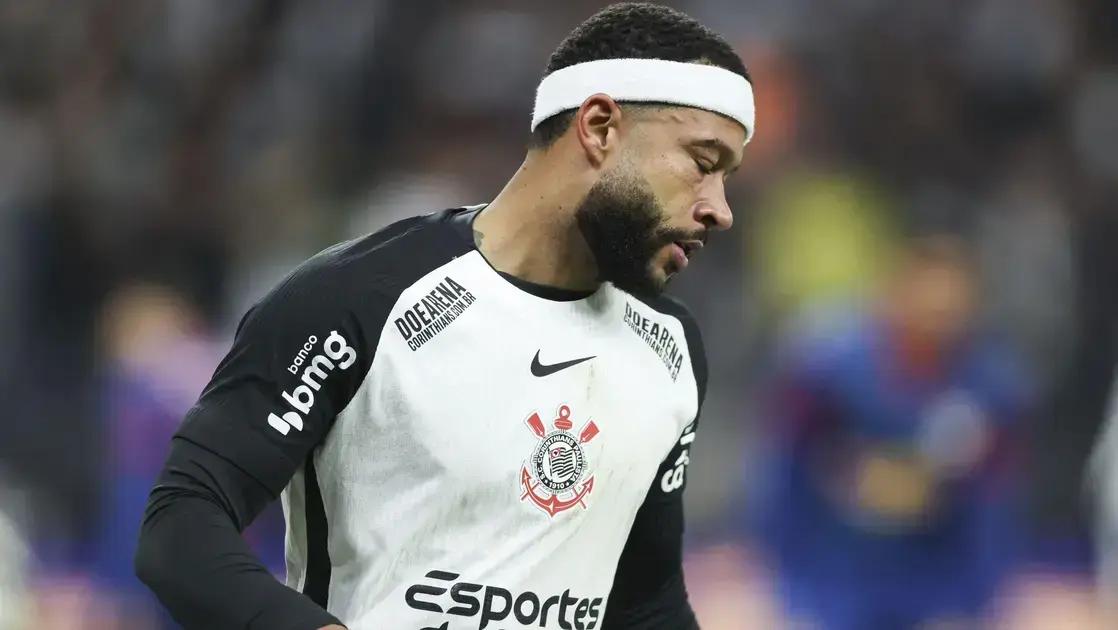 Dorival estipula prazo para retorno de Memphis e Carrillo no Corinthians