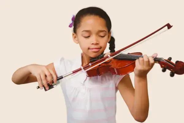 Inscrições abertas para cursos gratuitos de música na Assatemec até 10 de agosto