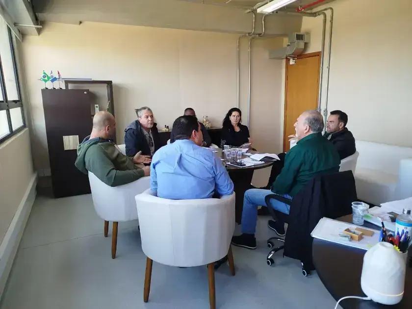 Prefeitura de Salto Notifica Empresas de Telefonia Sobre Cabos Soltos e Arrebentados