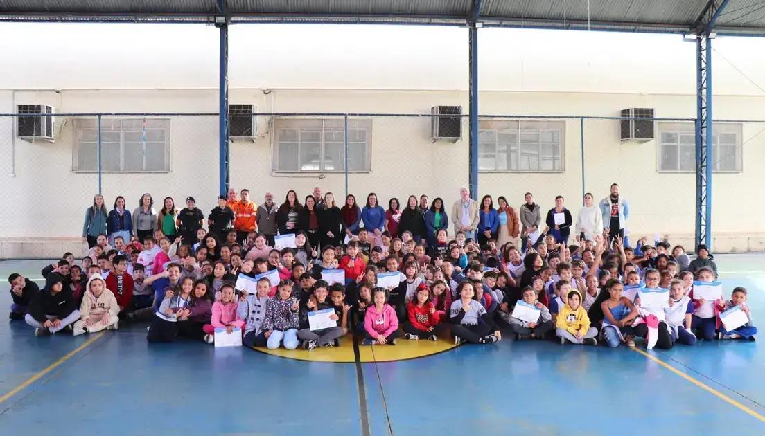 Programa Anjos da Vida certifica 220 crianças da rede municipal de Salto