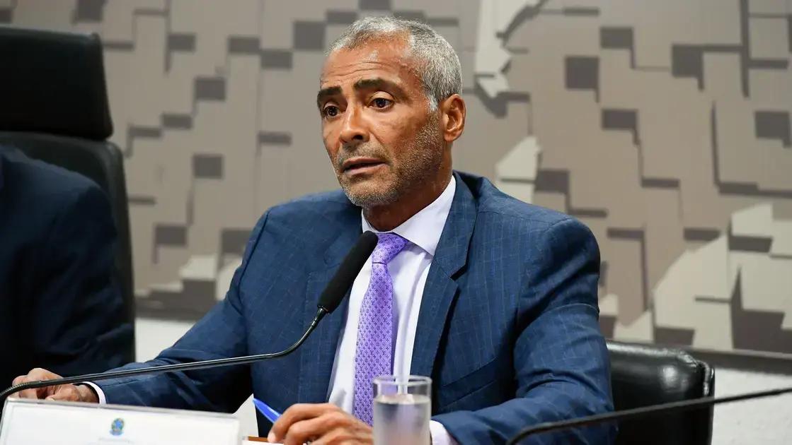 Romário reage às cobranças e defende autonomia em meio às discussões sobre impeachment