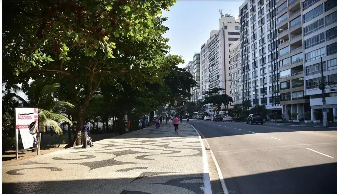 Turista americana é esfaqueada em Niterói durante tentativa de roubo na orla